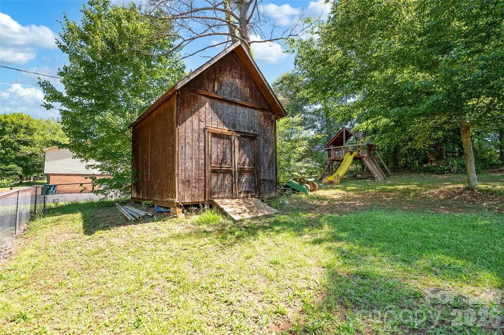 105 Queensbury Road Troutman NC 28166