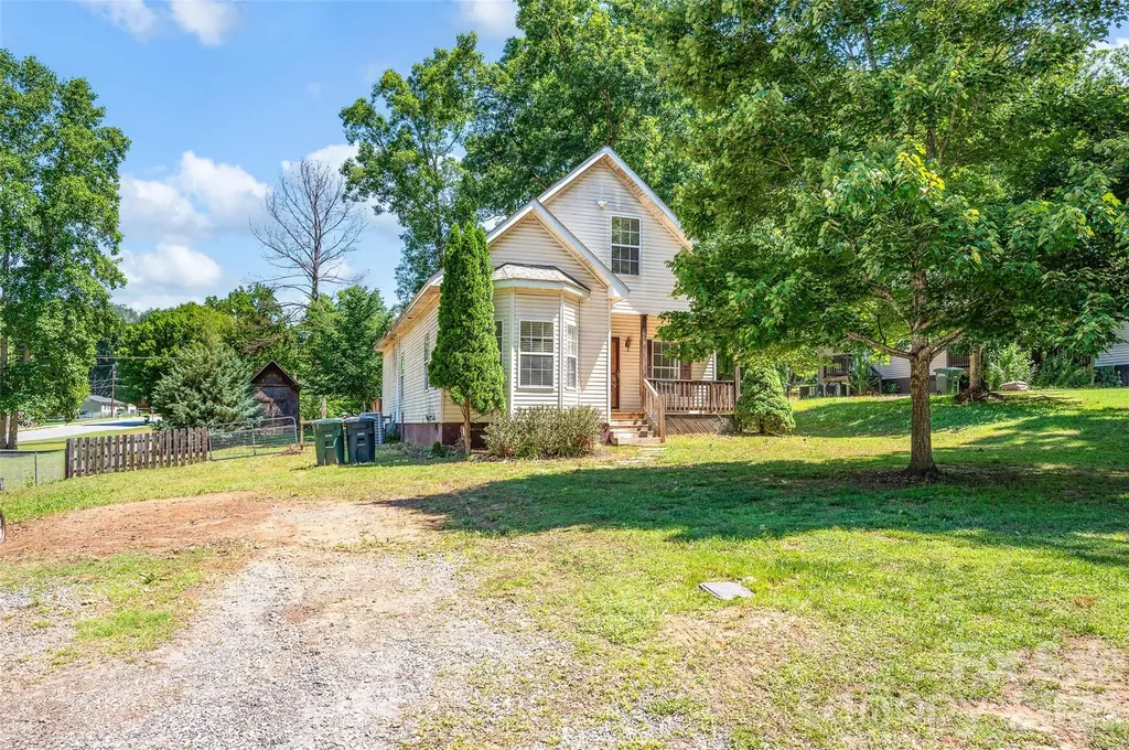 105 Queensbury Road Troutman NC 28166