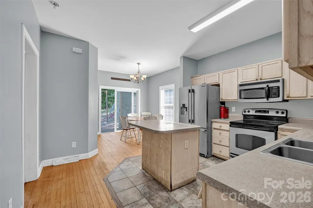 105 Queensbury Road Troutman NC 28166