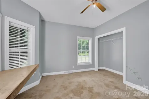 105 Queensbury Road Troutman NC 28166