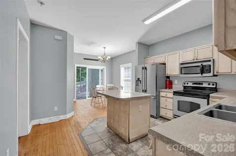 105 Queensbury Road Troutman NC 28166