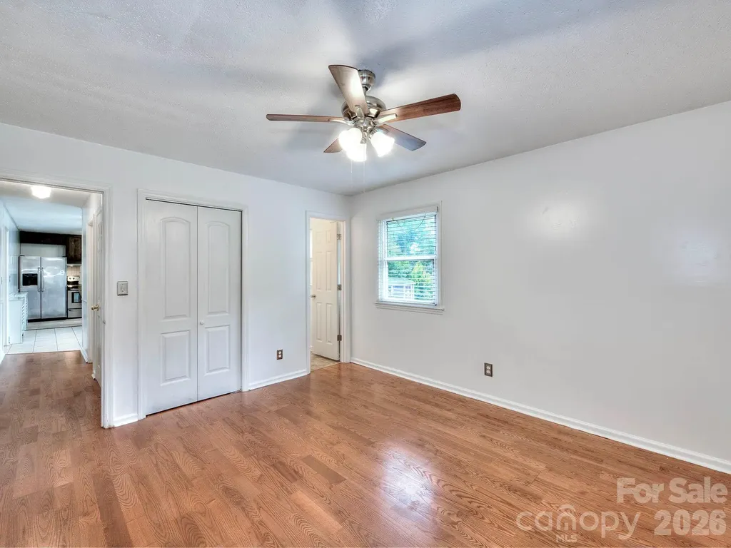 109 Oxford Street Shelby NC 28152