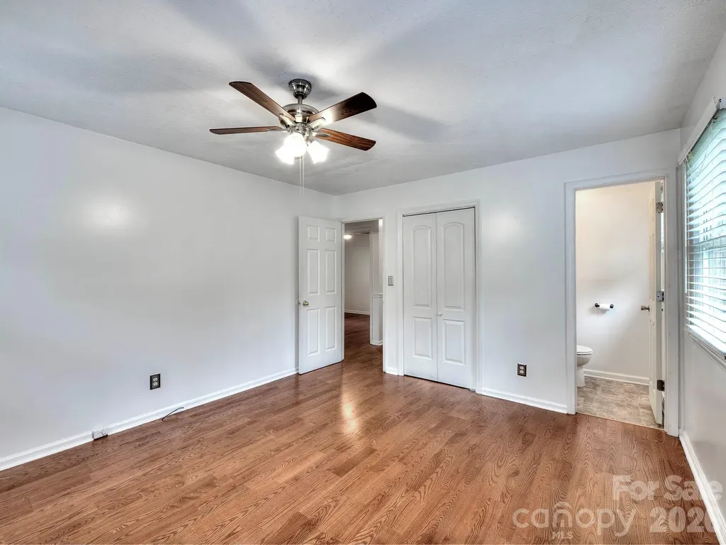 109 Oxford Street Shelby NC 28152
