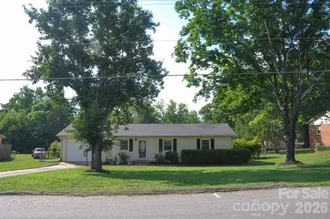 109 Oxford Street Shelby NC 28152