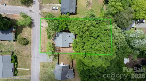 355 15th Avenue NE Hickory NC 28601