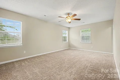 9305 Charolais Lane Charlotte NC 28213