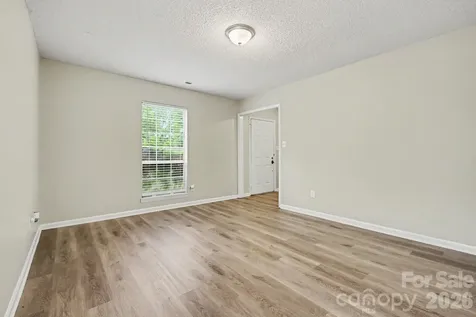 9305 Charolais Lane Charlotte NC 28213