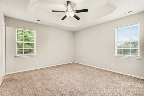 8028 Lobilia Lane Charlotte NC 28214
