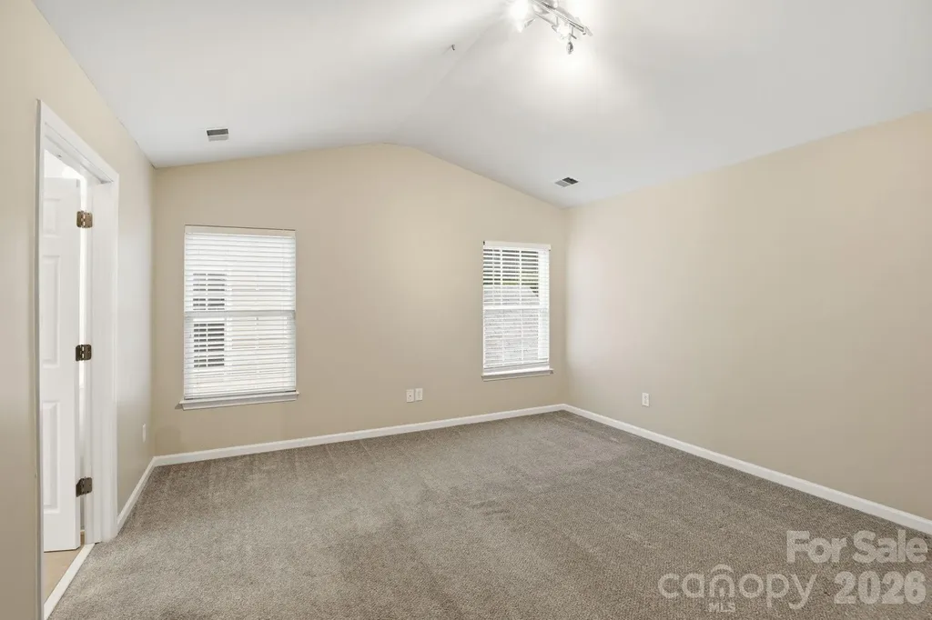 6427 Hermsley Road Charlotte NC 28278