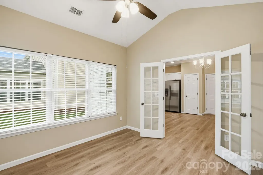 6427 Hermsley Road Charlotte NC 28278