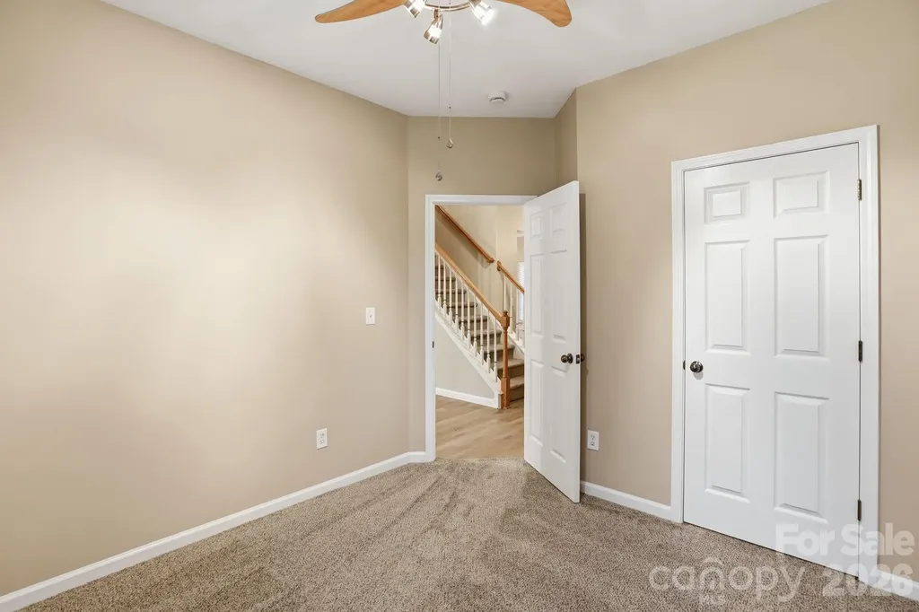 6427 Hermsley Road Charlotte NC 28278