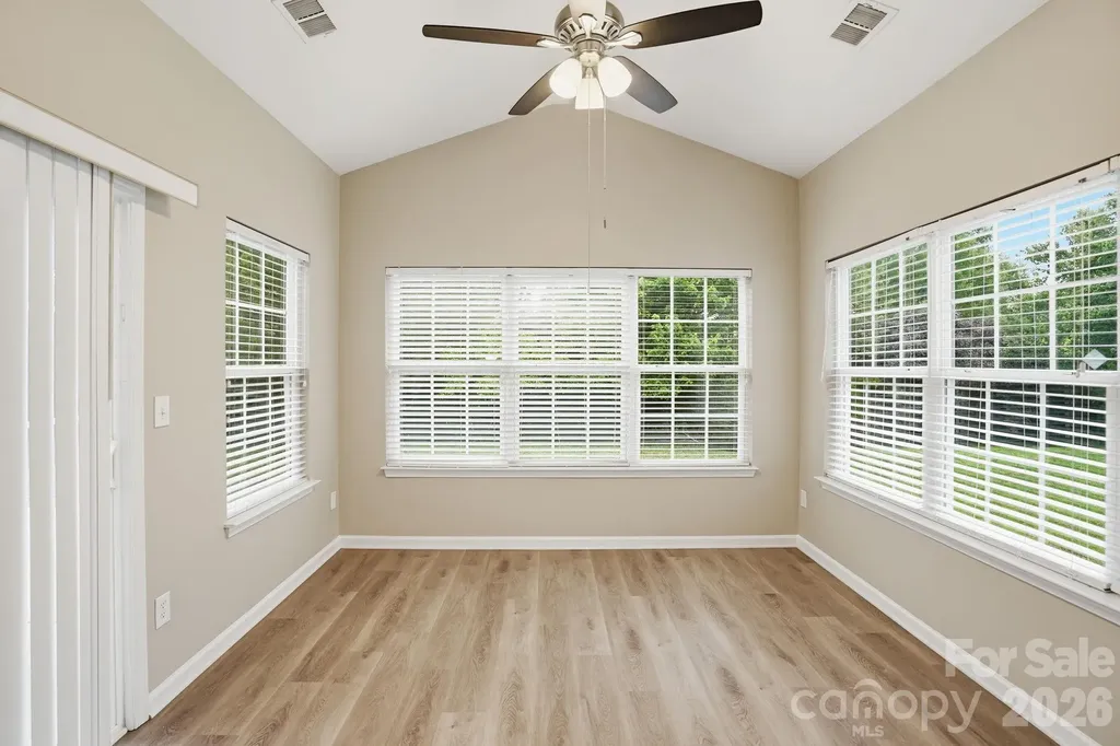 6427 Hermsley Road Charlotte NC 28278