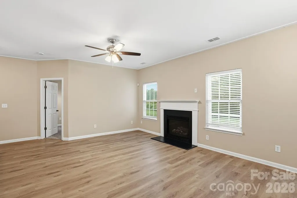 6427 Hermsley Road Charlotte NC 28278