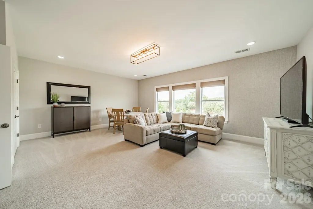 417 Wheatberry Hill Drive Matthews NC 28104
