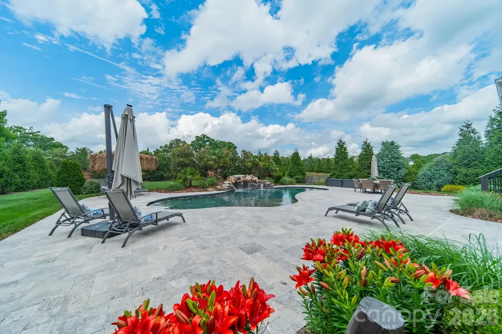 417 Wheatberry Hill Drive Matthews NC 28104