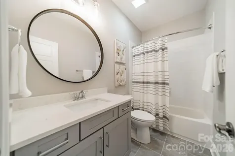 417 Wheatberry Hill Drive Matthews NC 28104