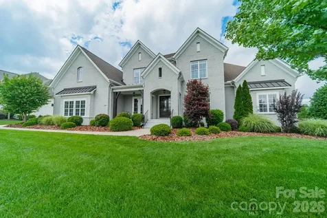 417 Wheatberry Hill Drive Matthews NC 28104