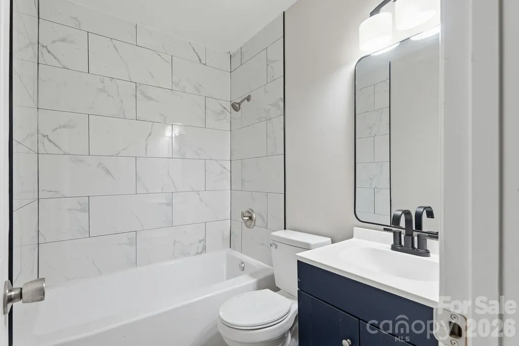 810 Echo Glen Road Charlotte NC 28213