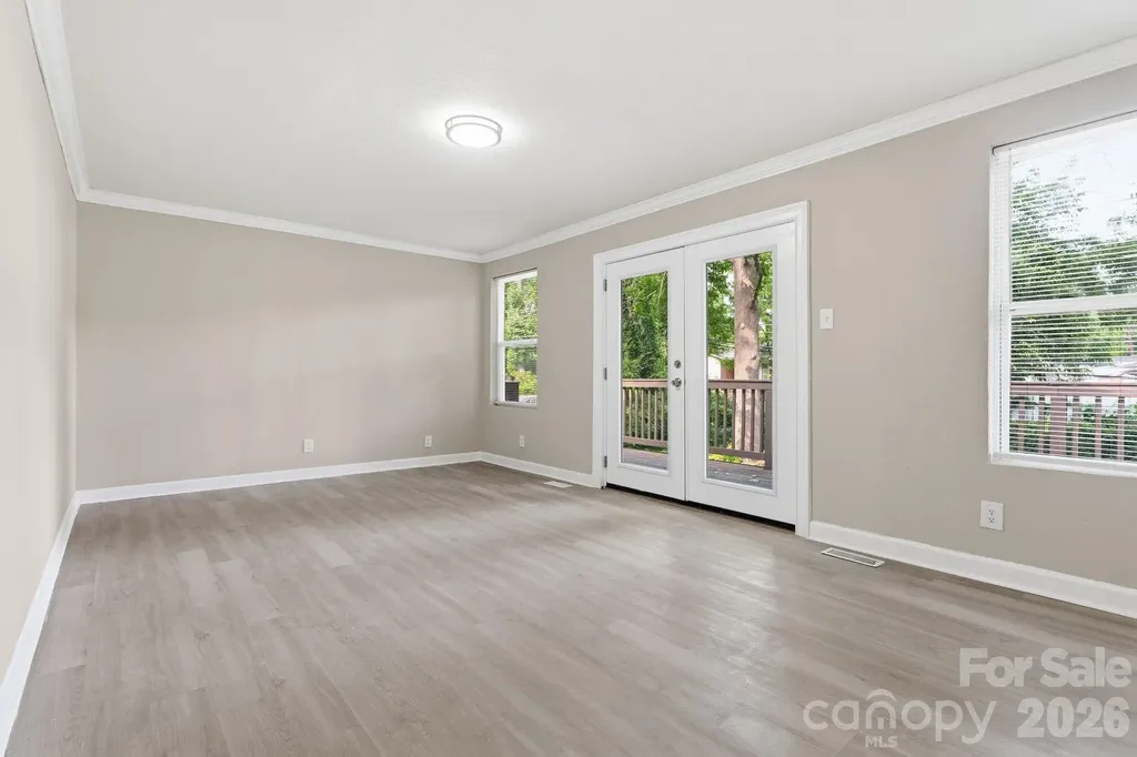 810 Echo Glen Road Charlotte NC 28213