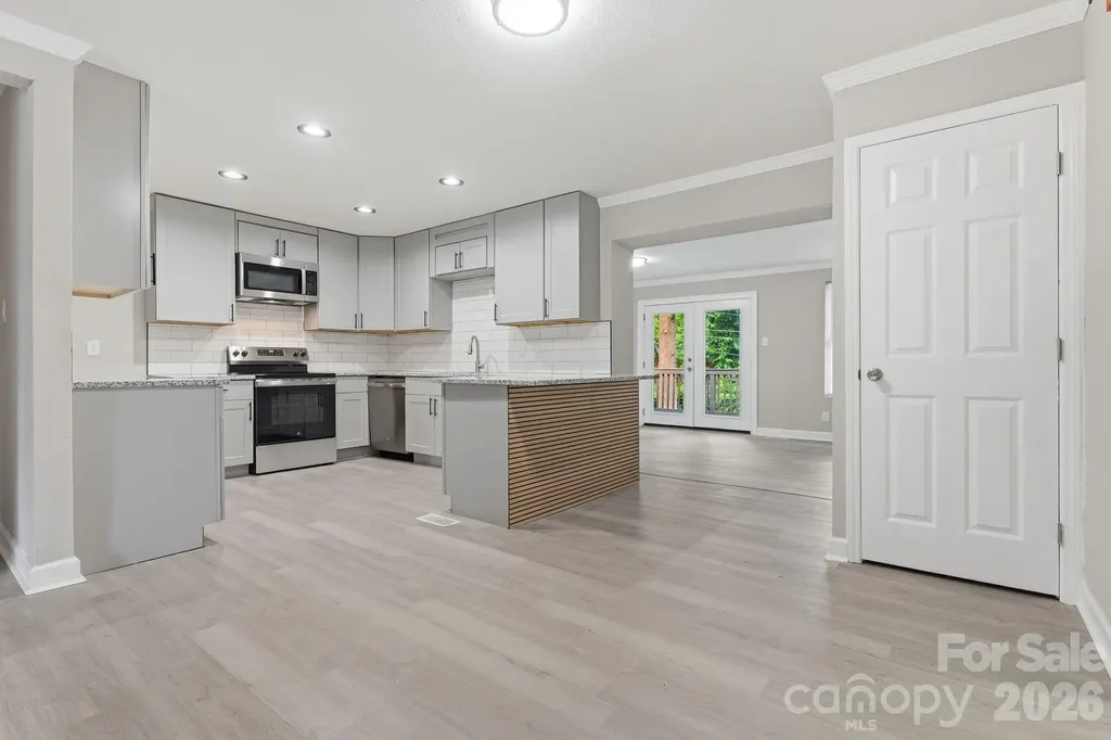810 Echo Glen Road Charlotte NC 28213