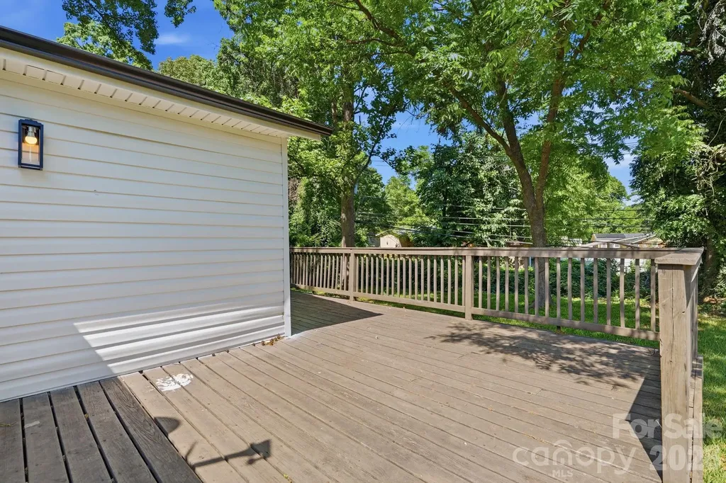 810 Echo Glen Road Charlotte NC 28213