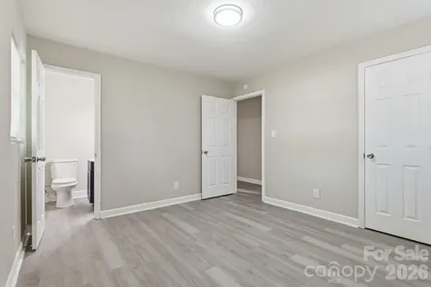 810 Echo Glen Road Charlotte NC 28213