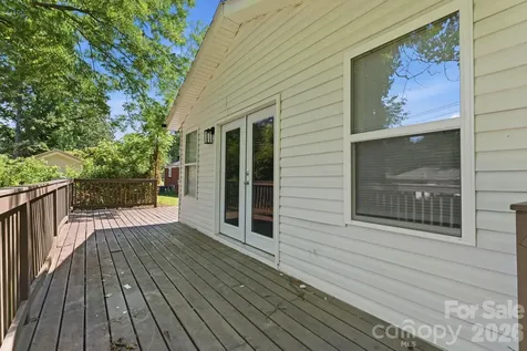 810 Echo Glen Road Charlotte NC 28213
