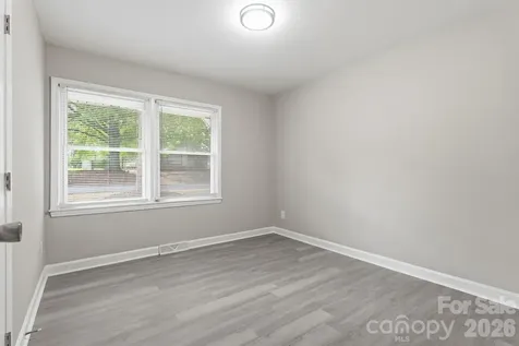 810 Echo Glen Road Charlotte NC 28213