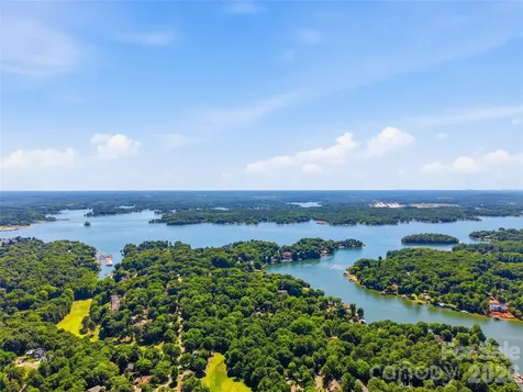2084 Calloway Pines Drive Tega Cay SC 29708