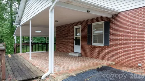 102 Ann Street Morganton NC 28655