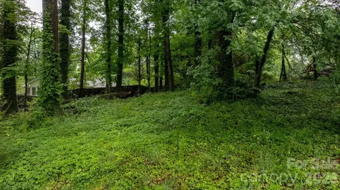 102 Ann Street Morganton NC 28655