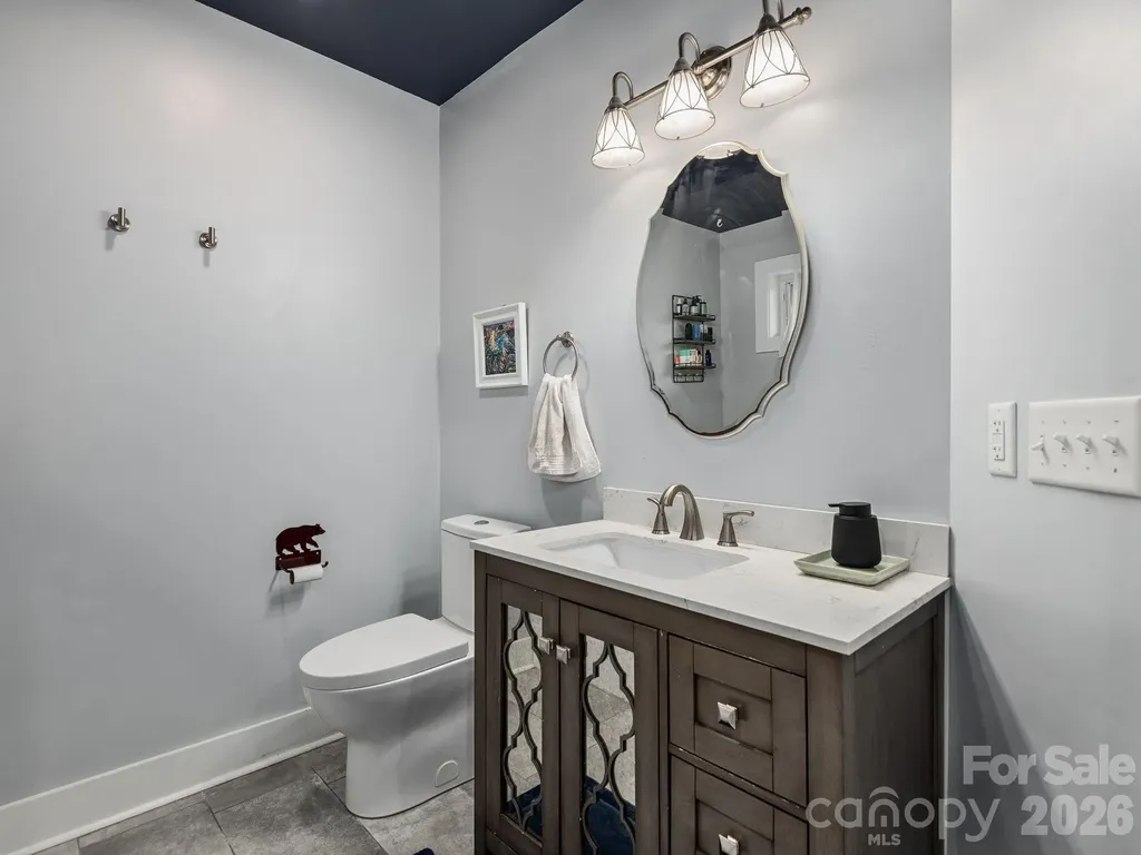 63 Beverly Road W Asheville NC 28806