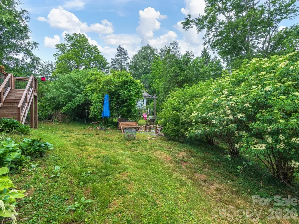63 Beverly Road W Asheville NC 28806
