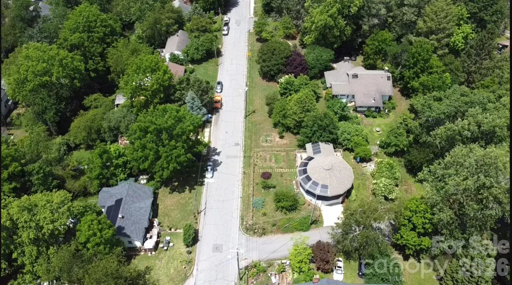 63 Beverly Road W Asheville NC 28806