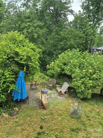 63 Beverly Road W Asheville NC 28806