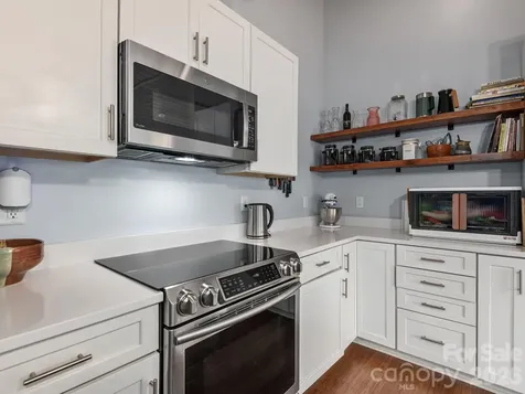 63 Beverly Road W Asheville NC 28806