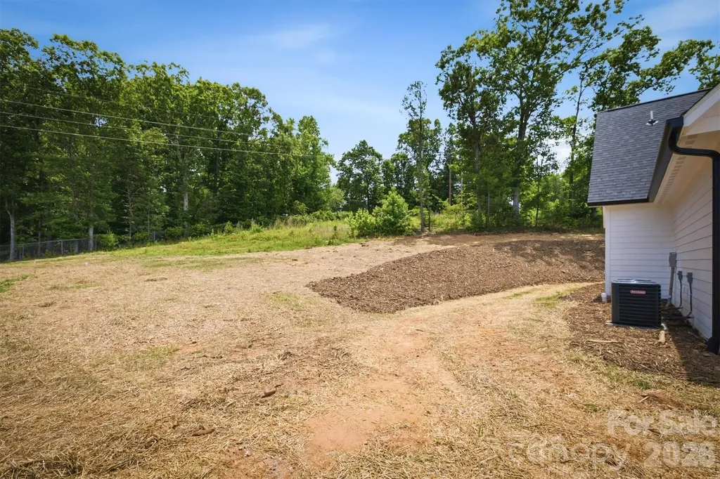 778 Harris Avenue NW Valdese NC 28690