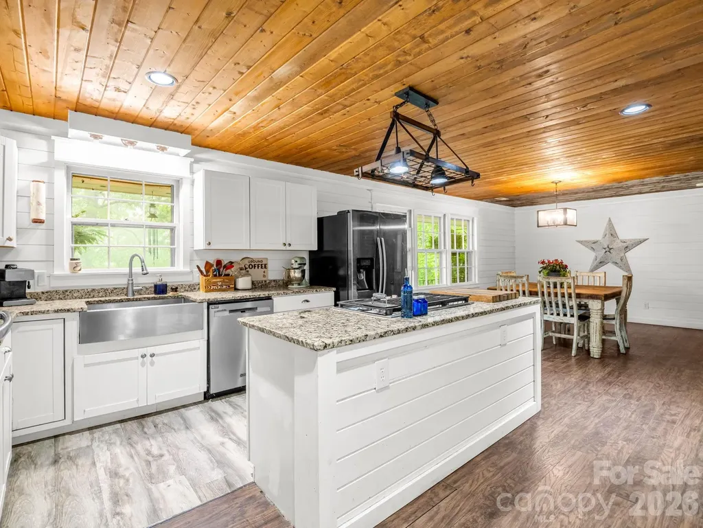679 Solomon Jones Road Cedar Mountain NC 28718