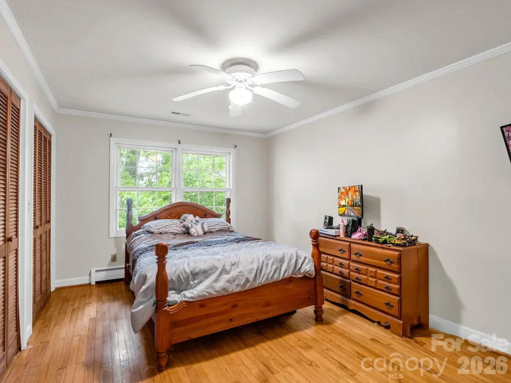 679 Solomon Jones Road Cedar Mountain NC 28718