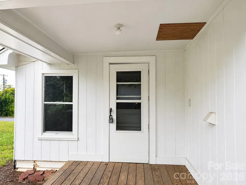 1641 Berkley Street SW Lenoir NC 28645
