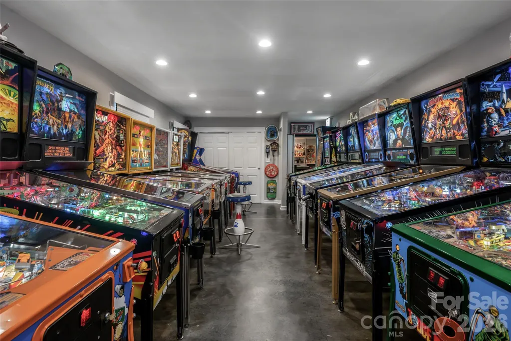 203 Coachmans Court Asheville NC 28803