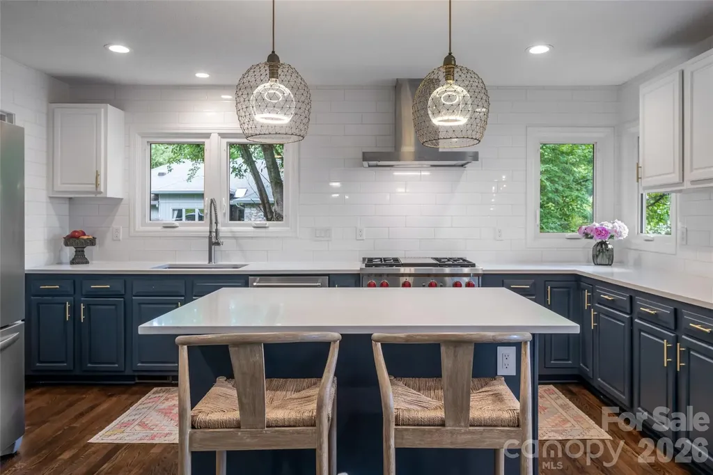 203 Coachmans Court Asheville NC 28803