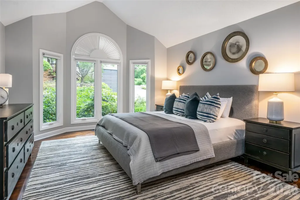 203 Coachmans Court Asheville NC 28803