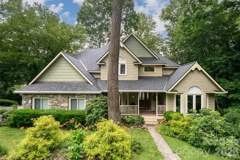 203 Coachmans Court Asheville NC 28803