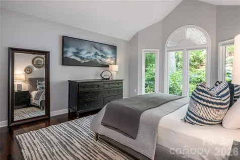 203 Coachmans Court Asheville NC 28803