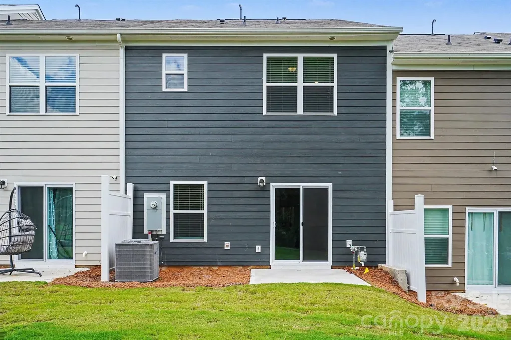 4035 Lawnview Drive Charlotte NC 28269