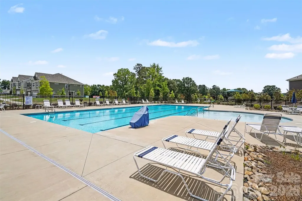4035 Lawnview Drive Charlotte NC 28269