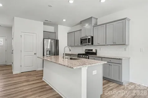 4035 Lawnview Drive Charlotte NC 28269
