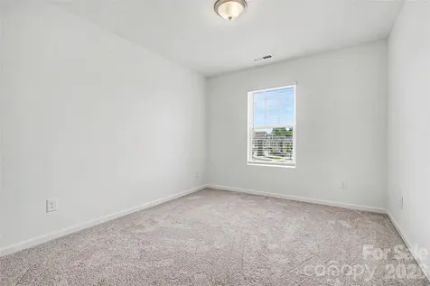 4035 Lawnview Drive Charlotte NC 28269