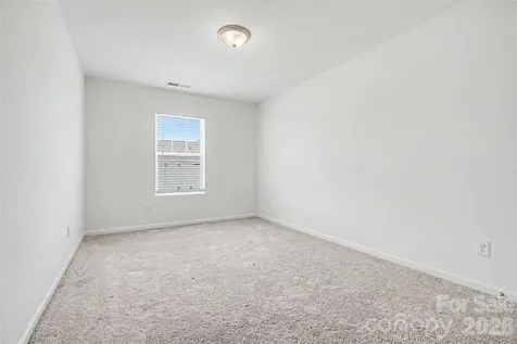 4035 Lawnview Drive Charlotte NC 28269